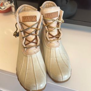 Sperry duck boots, cream and gold